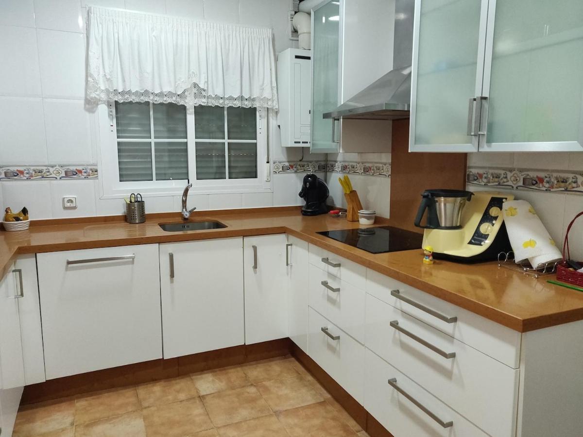 Chalet Los Pinos Con Piscina Privada Ново Санкти Петри Екстериор снимка